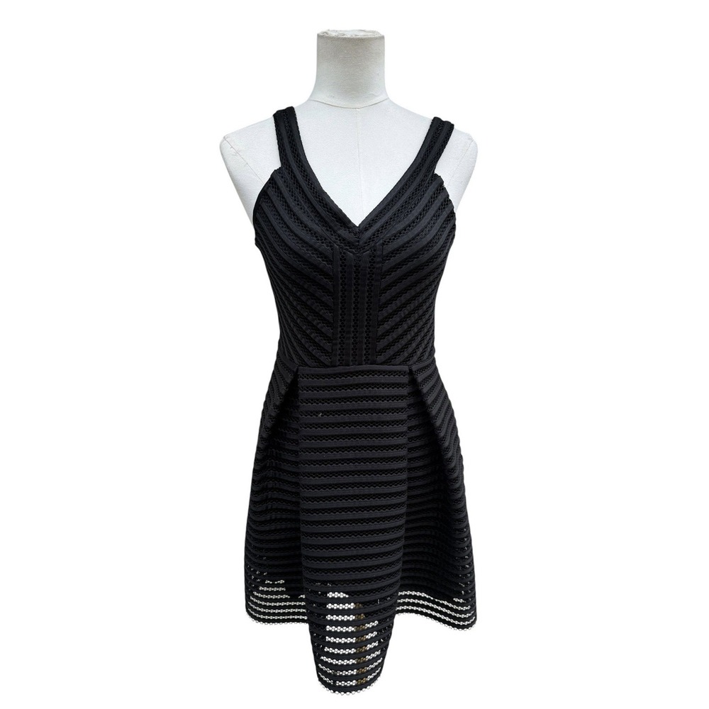 Express Black Eyelet Fit & Flare Dress Size 6 V Neck Sleeveless Cocktail Mini